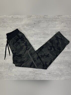 Under Armour Sportstyle Woven Print Cargo ~ Black Grey Camo 1388019 | Men's: M